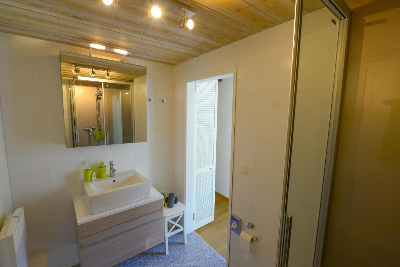 Chez Constance Hotel Saillon Kültér fotó
